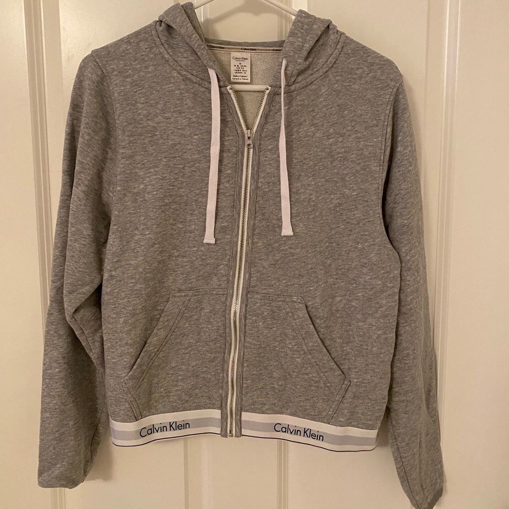Calvin Klein sweatshirt
